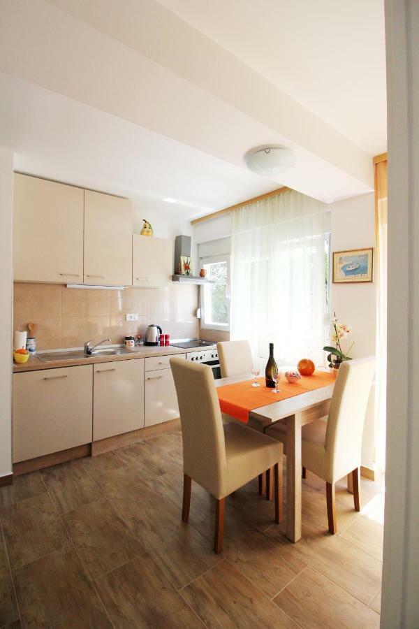 Apartment Totko Spalato Esterno foto